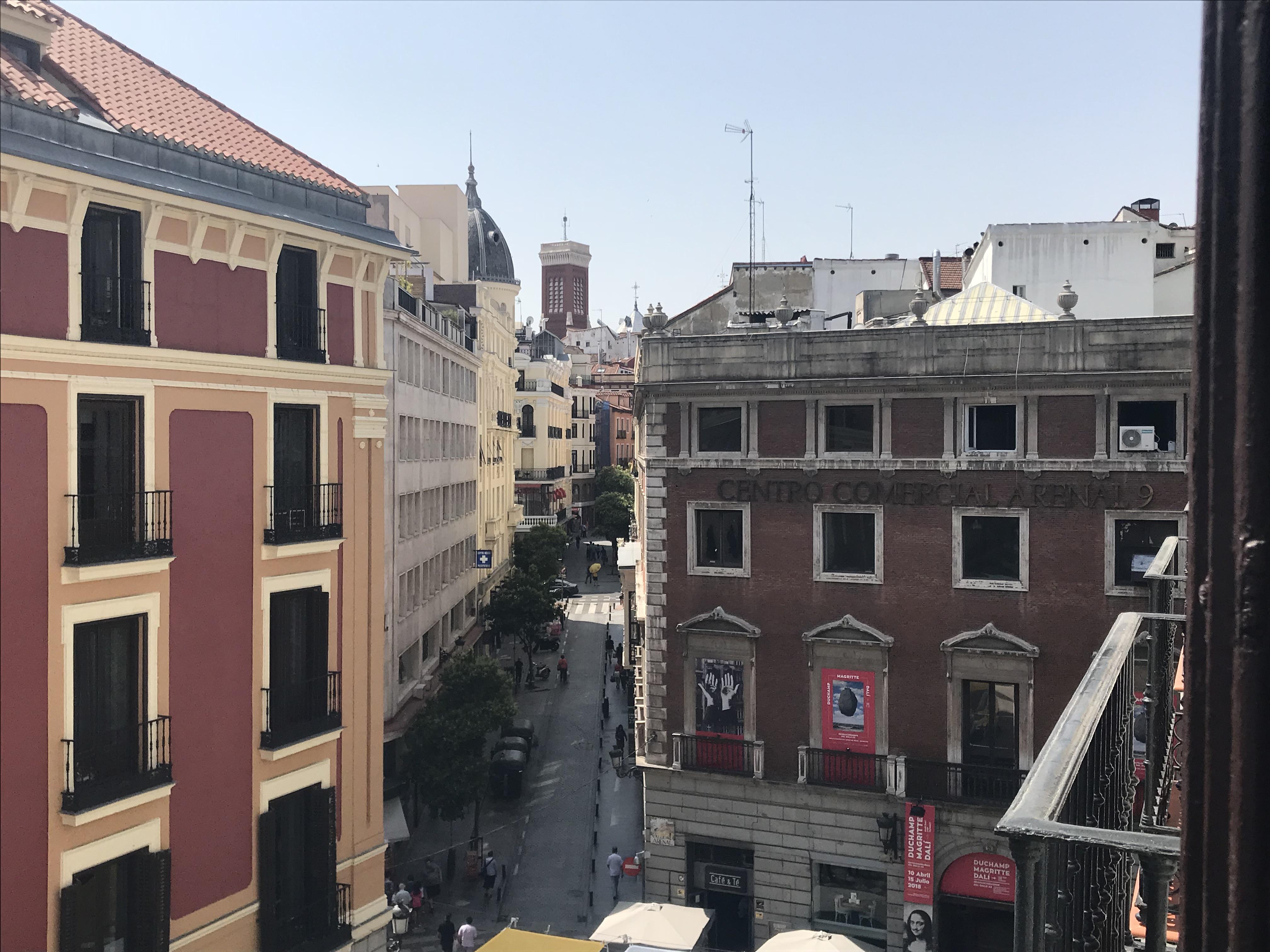 Rc Miguel Angel Vandrehjem Madrid Eksteriør billede The square